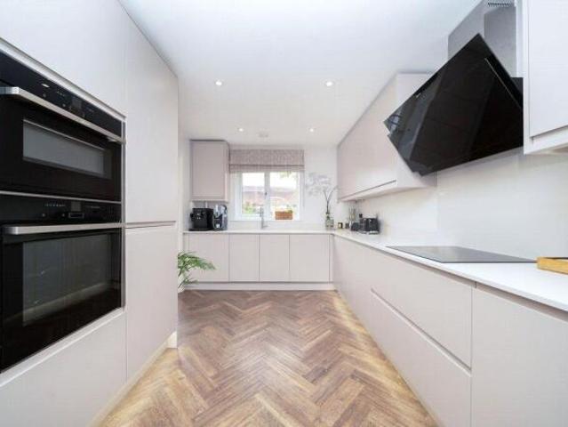 Farm for sale in Bushey
