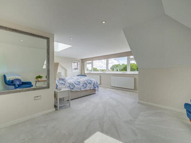 Farm for sale in Alton Barnes