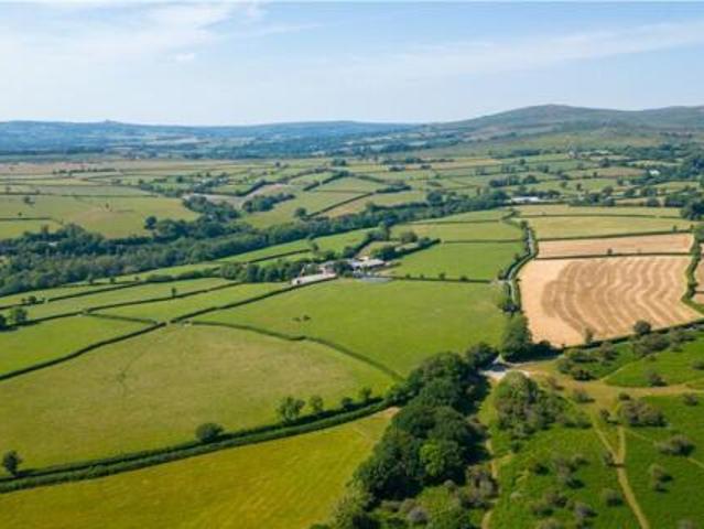 House for sale in Weir Quay, Devon