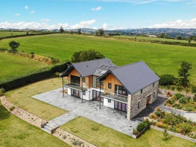 House for sale in Weir Quay, Devon