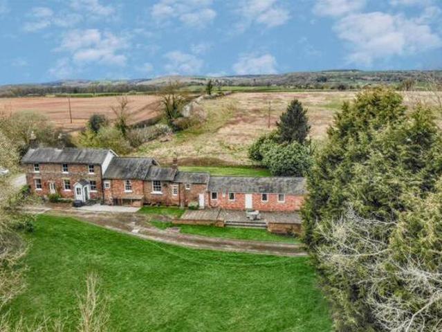 House for sale in High Field, York