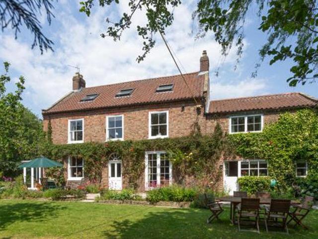 House for sale in High Field, York