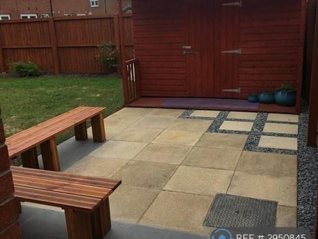 House for rent in Peel Hill, Lancashire