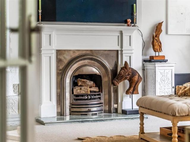 House for rent in Pachesham Park, Surrey