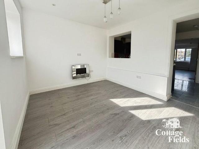 House for rent in Waltham Cross, Broxbourne
