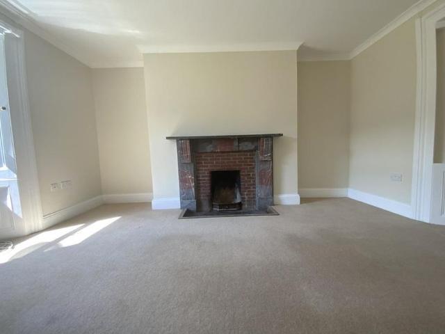 House for rent in Roborough, Strode
