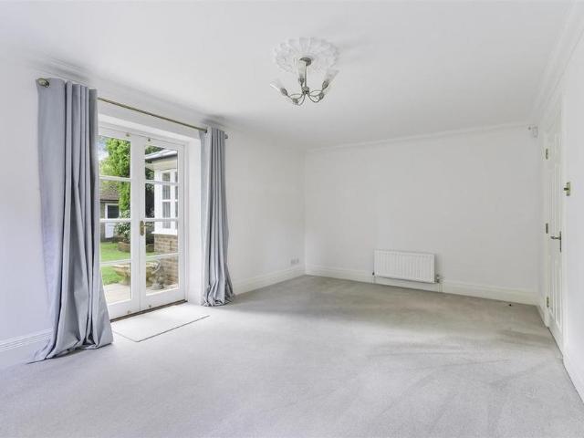 House for rent in Red Hill, Surrey