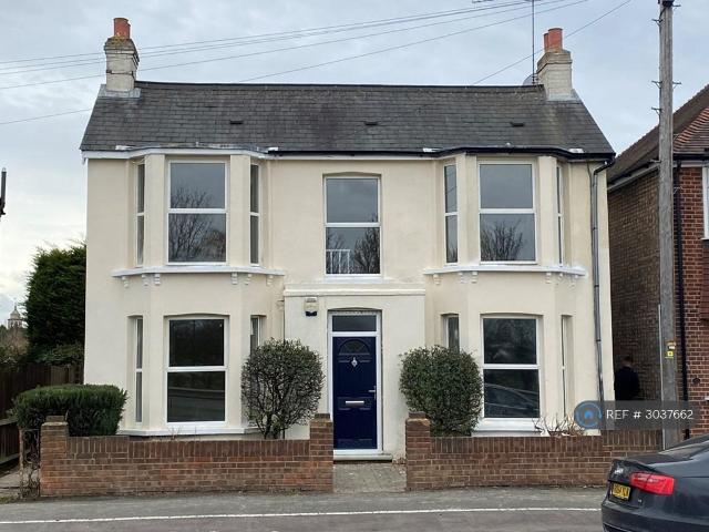House for rent in Egham, Runnymede