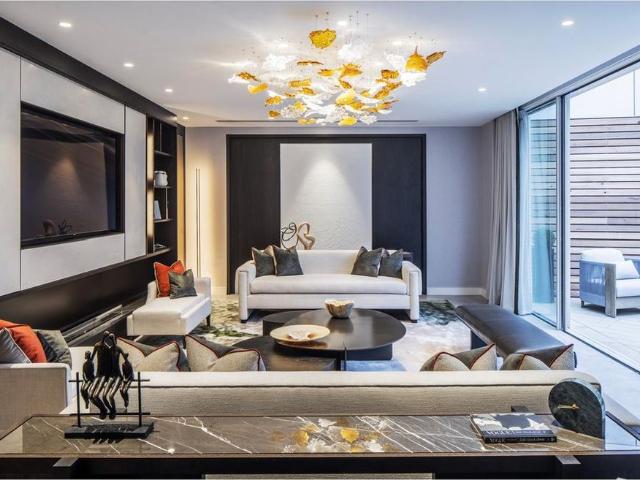 House for rent in Belsize Park, Greater London