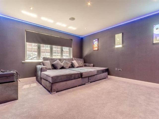 House for rent in Four Oaks, West Midlands