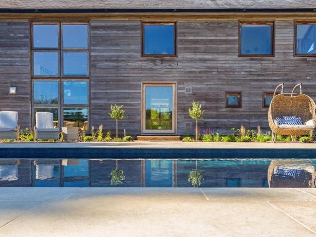 House for rent in Perryfields, West Sussex