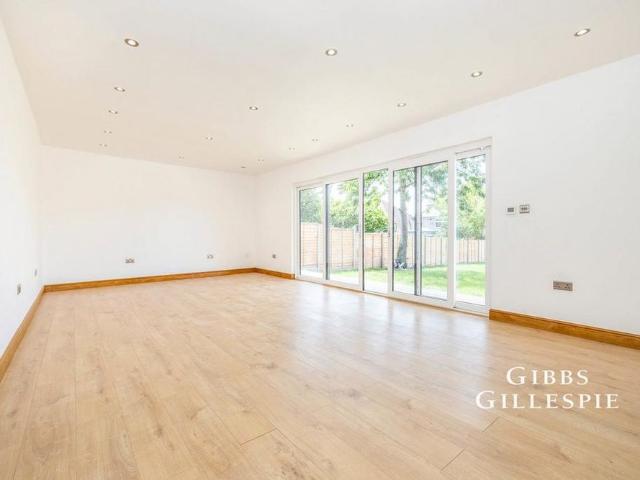 House for rent in Watford Rural, Batchworth
