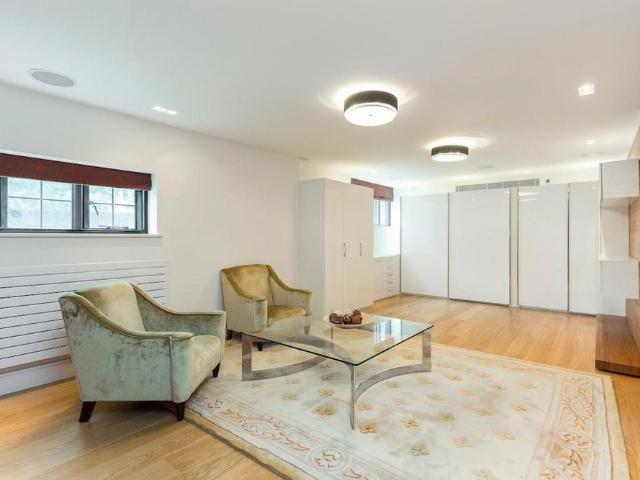 House for rent in Golders Green, Greater London
