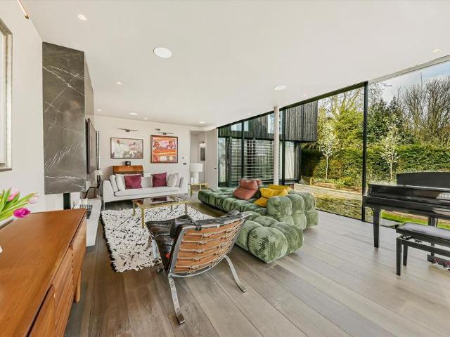 House for rent in Highgate, Greater London