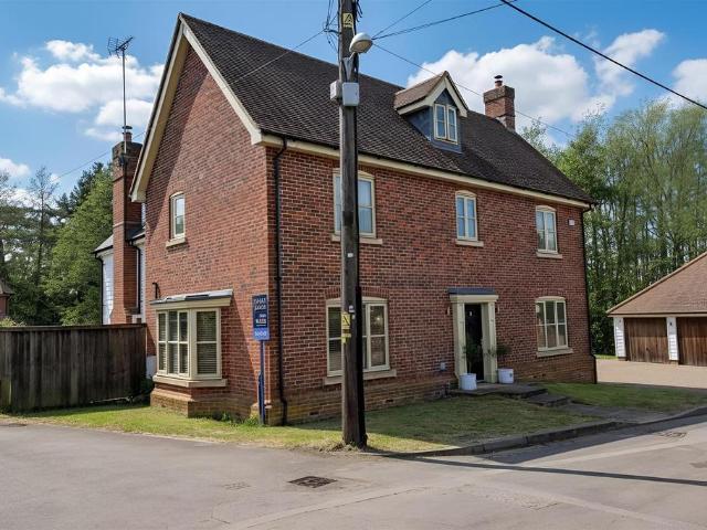 House for rent in Coggeshall, Chipping Hill