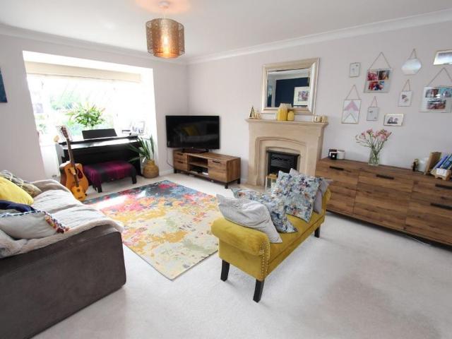 House for rent in Caldermill, East Midlands