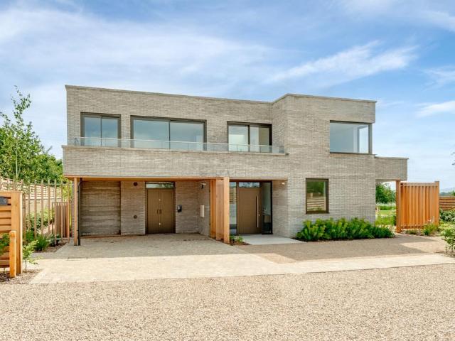 House for rent in Hickstead, Perryfields