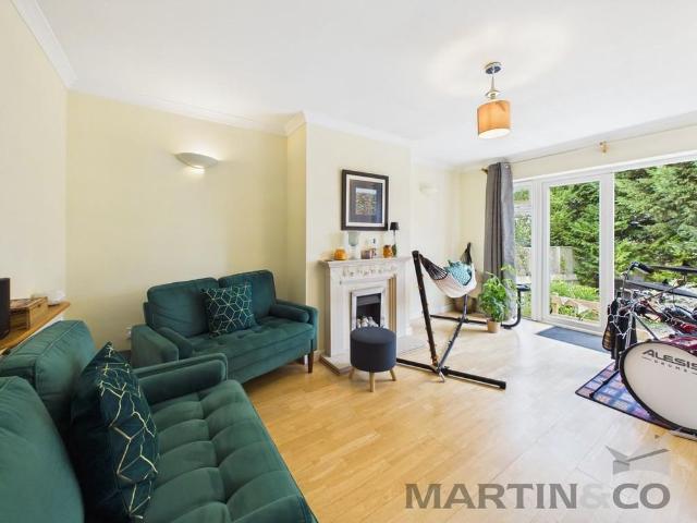 House for rent in Pouchen End, Hertfordshire