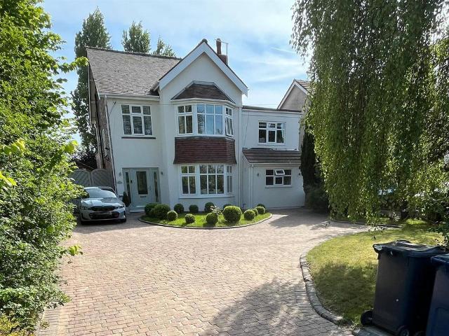 House for rent in Brown Edge, Roby Mill
