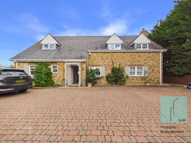House for rent in Bromham, Bedford
