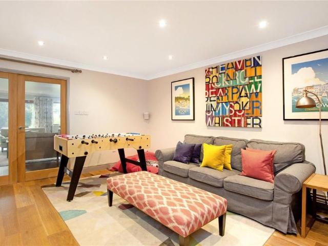 House for rent in The Close, Hampshire