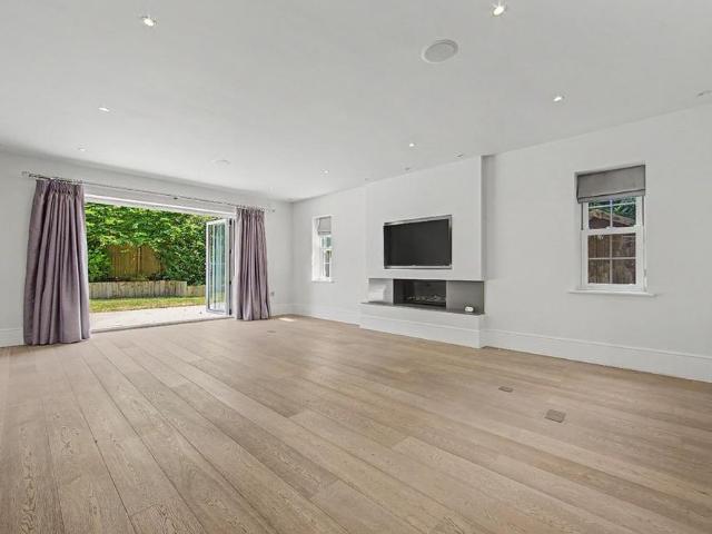 House for rent in Radlett, Hertfordshire