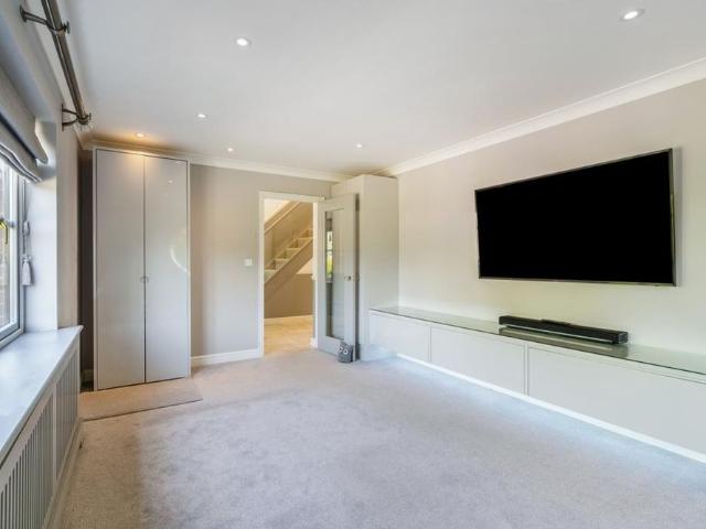 House for rent in Clewer Village, Windsor