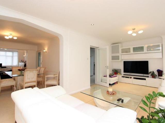 House for rent in Banstead, Reigate and Banstead