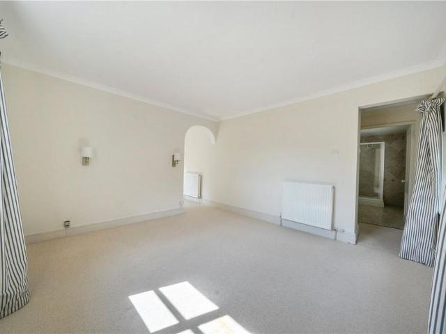 House for rent in Calne
