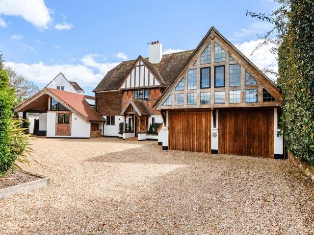 House for rent in Rose Green, Clapham
