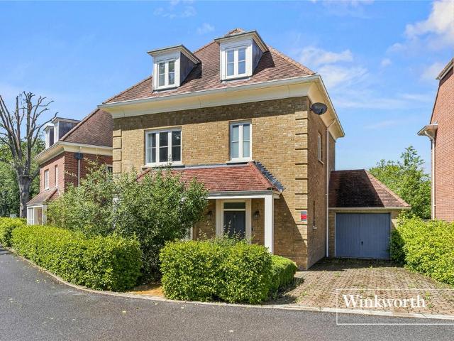 House for rent in Cockfosters, Greater London