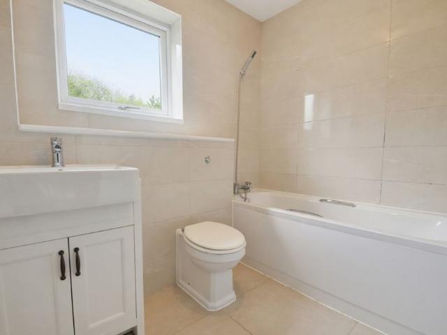 House for rent in Hythe End, Wraysbury