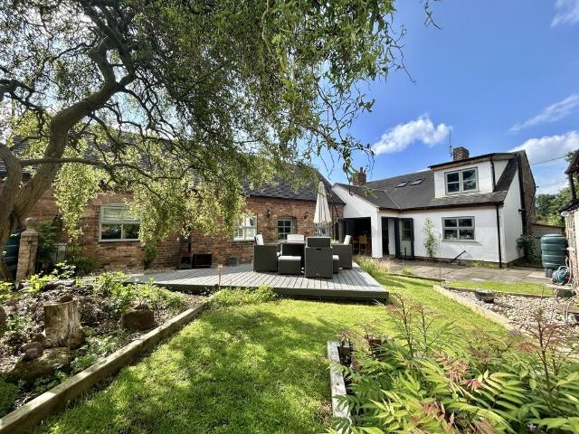 House for rent in Bletchley, Moreton Say