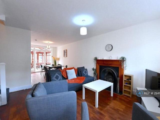 House for rent in Nunhead, Greater London