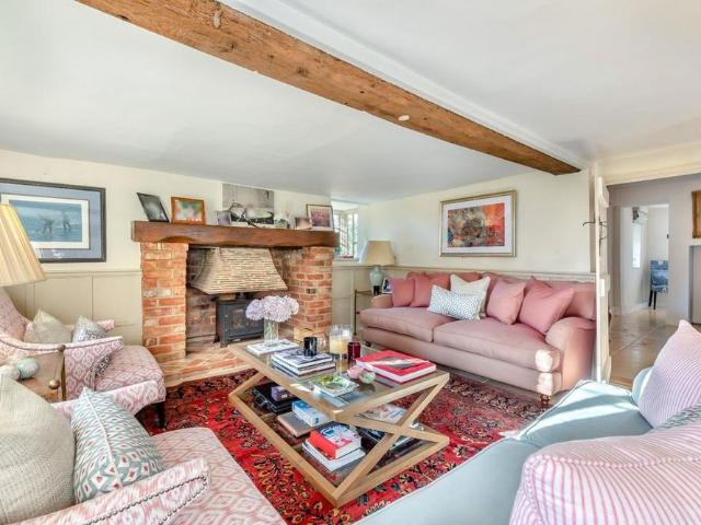 House for rent in Brimpton, West Berkshire
