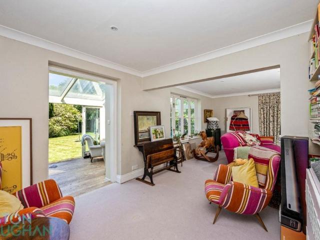 House for rent in Perryfields, West Sussex