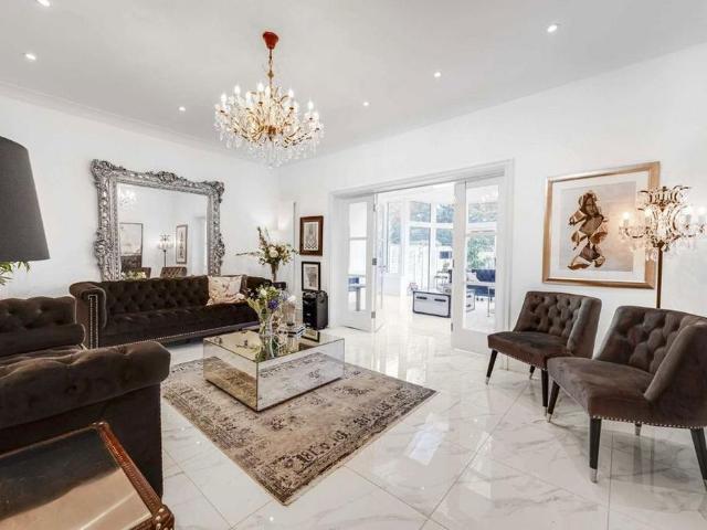 House for rent in London Borough of Hounslow, Greater London