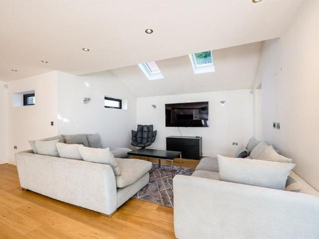 House for rent in Trafford Park, Greater Manchester