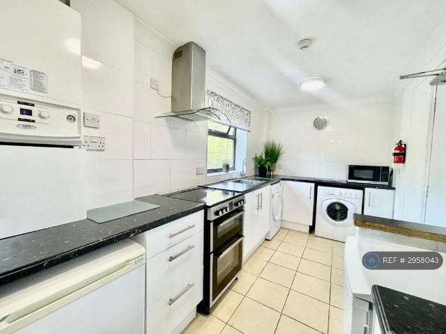 House for rent in Clover Hill, East Bank