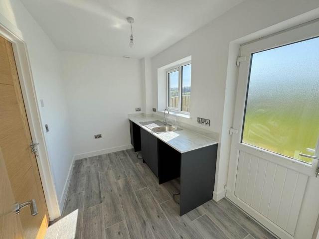 House for rent in Glanwern, Wales