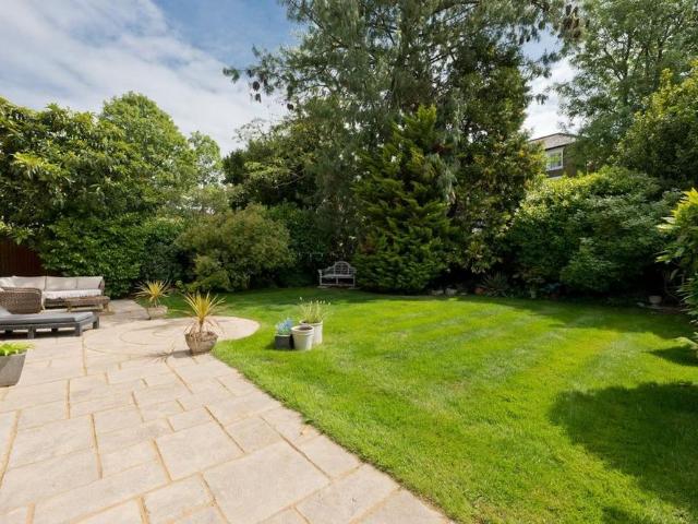 House for rent in Blackhills, Surrey