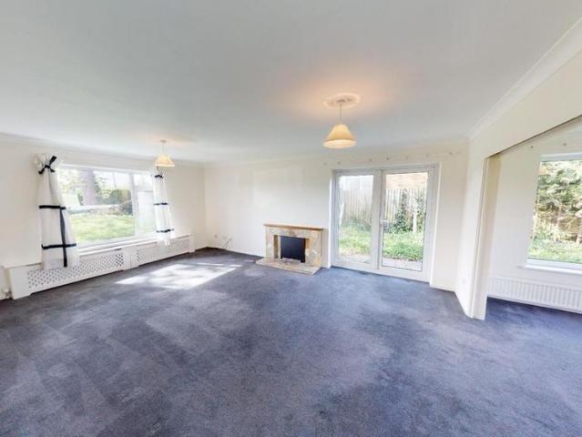 House for rent in Grove Park, Oad Street