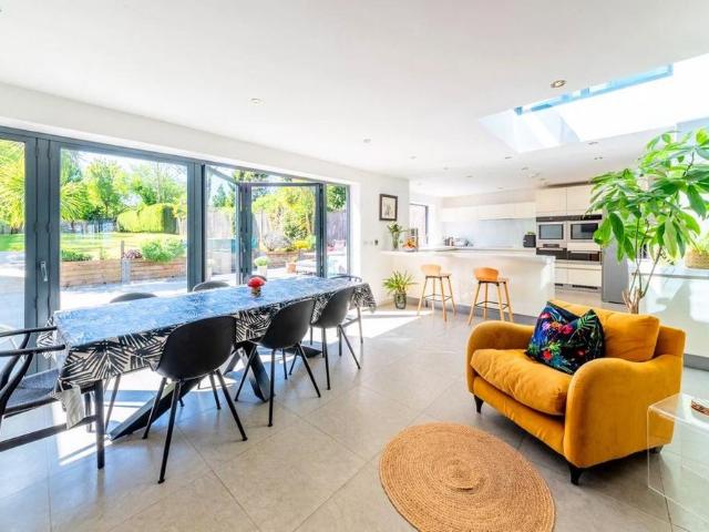 House for rent in Romford, Sandown Park