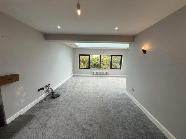 House for rent in Smestow, Great Chatwell
