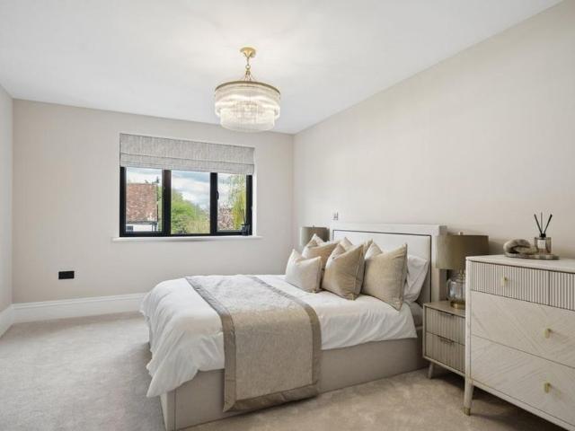 House for rent in Denham, Gerrards Cross and Chalfonts Community Board, Buckinghamshire