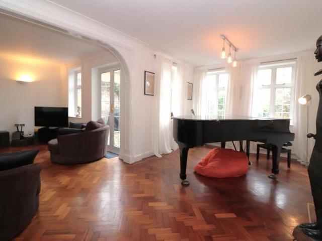 House for rent in Well Hall, Greater London