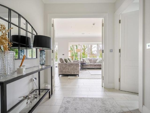 House for rent in Sunningdale