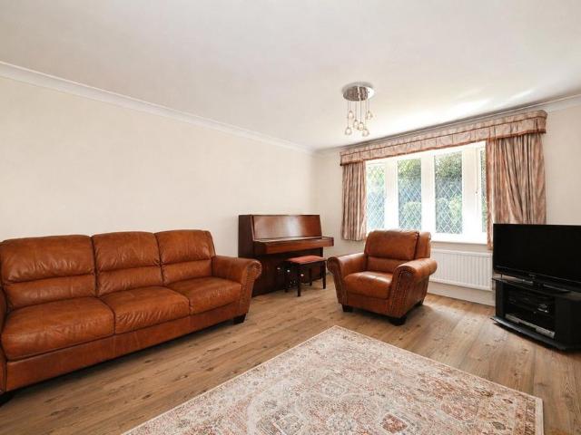 House for rent in Binfield
