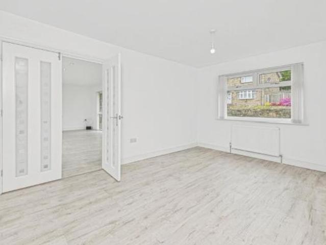 House for rent in Fixby, West Yorkshire