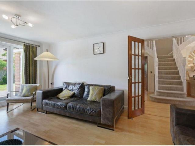 House for rent in Black Friars, Old Wharf